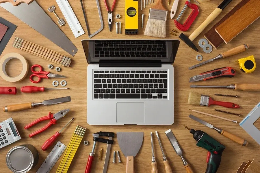 Companies Great SAAS Solutions For Business And Cloud Products Tailored